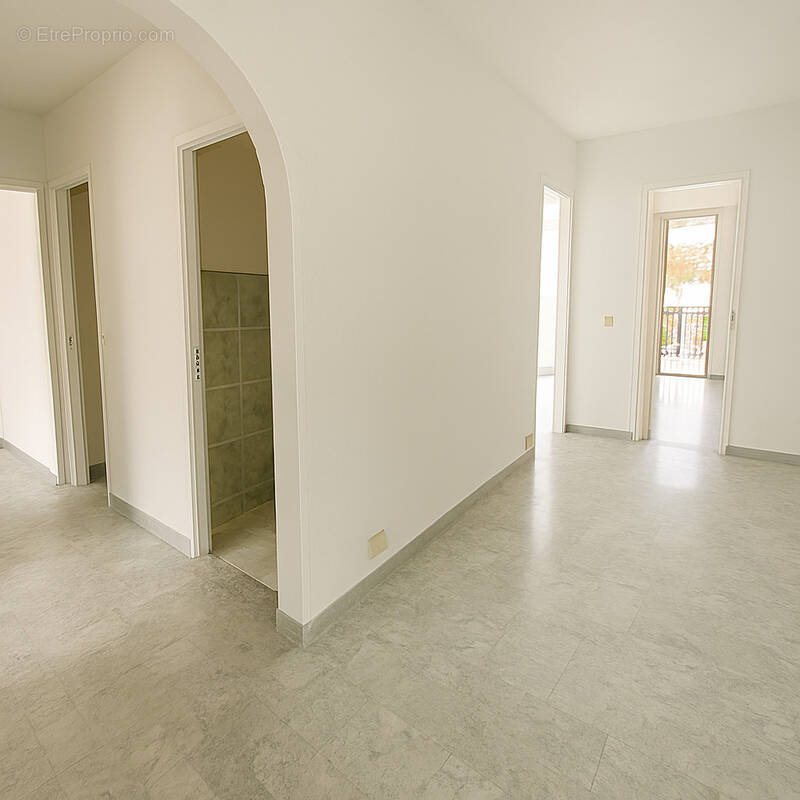 Appartement à ROQUEBRUNE-CAP-MARTIN