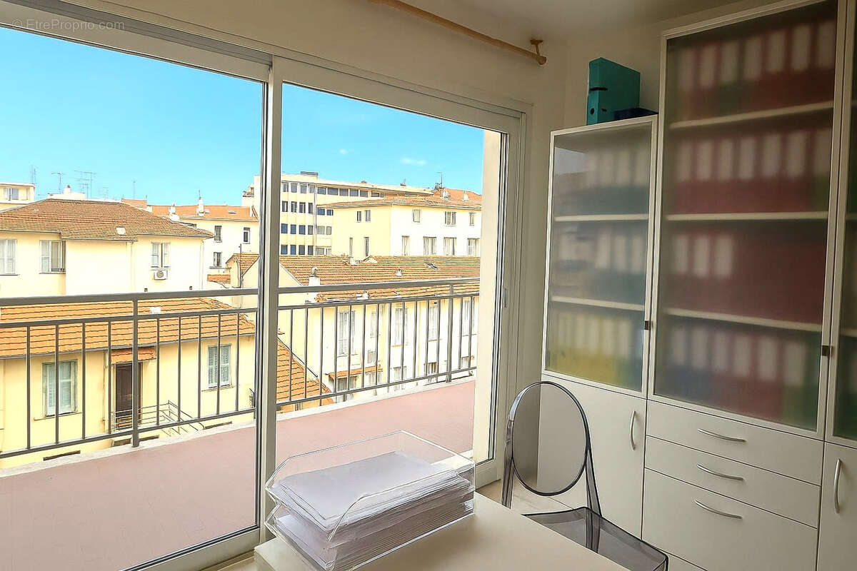 Appartement à ROQUEBRUNE-CAP-MARTIN