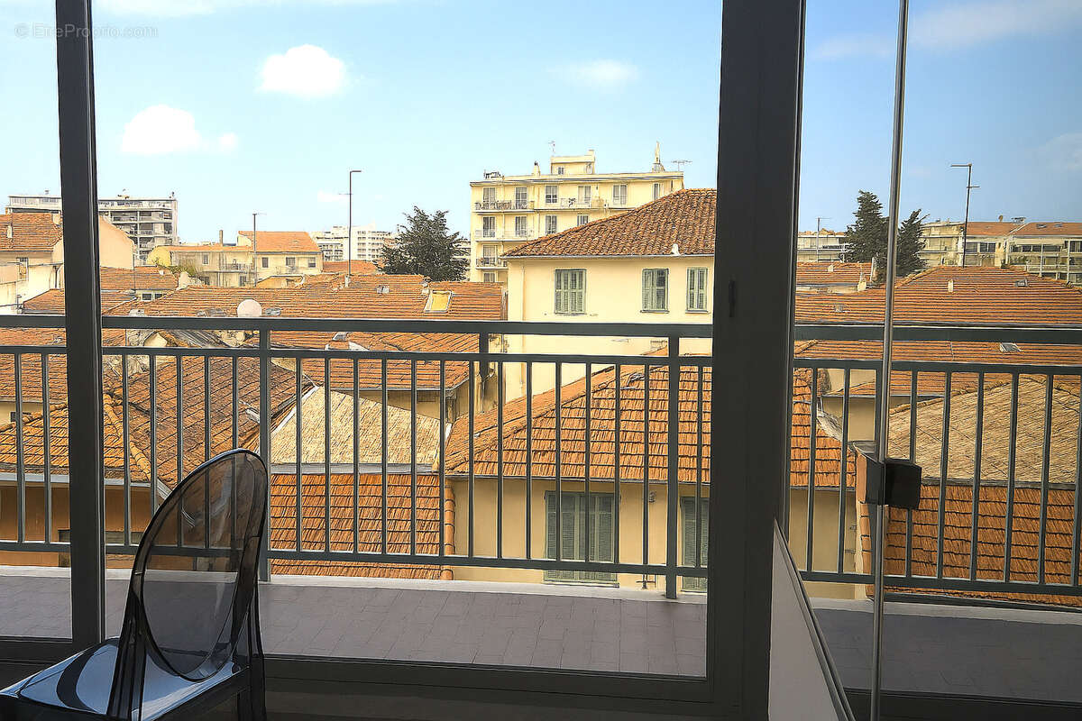 Appartement à ROQUEBRUNE-CAP-MARTIN