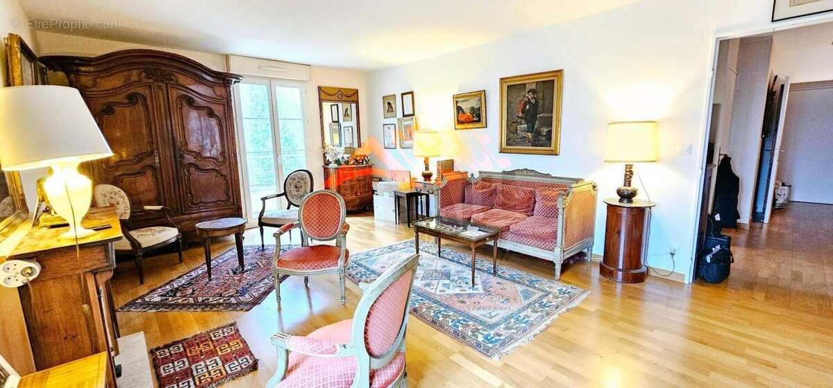 Appartement à LUZARCHES