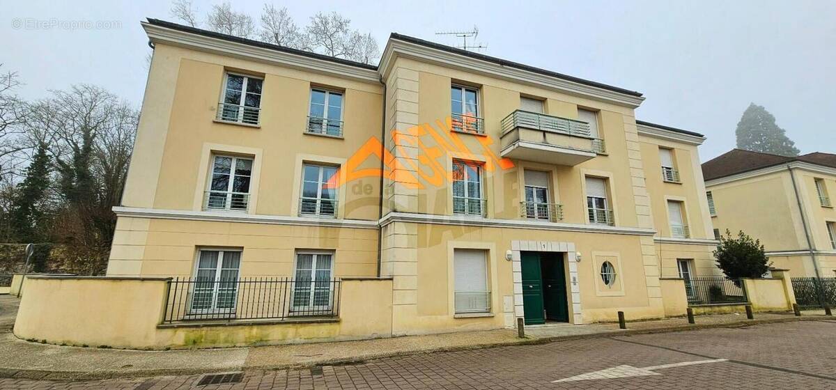 Appartement à LUZARCHES