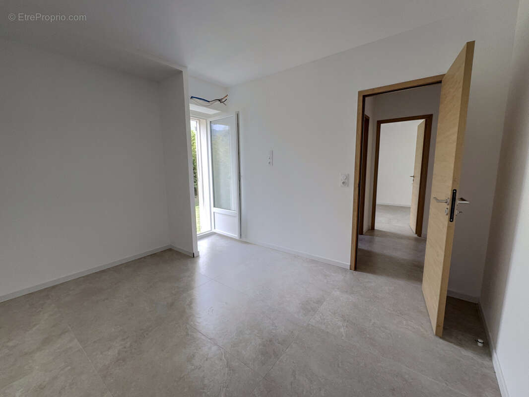 Maison à SANTA-MARIA-POGGIO