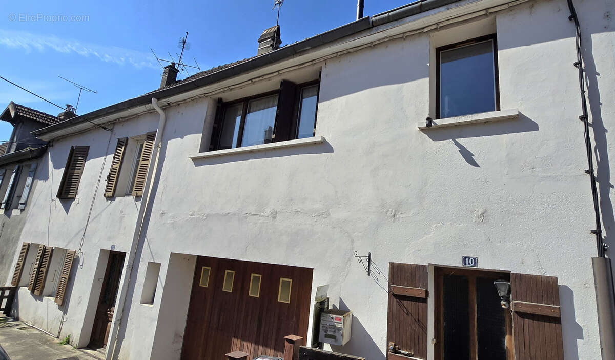 Appartement à ORCHAMPS