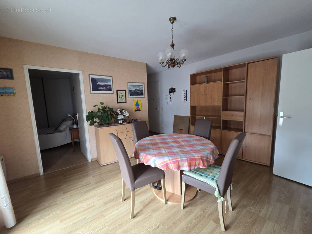 Appartement à MIOS