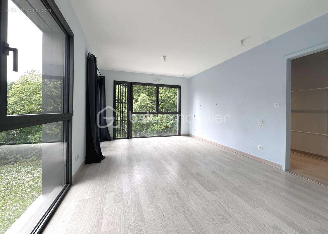 Maison à L&#039;ETANG-LA-VILLE