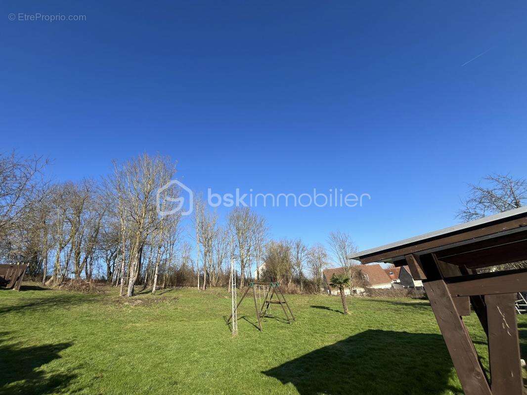 Maison à NANTEUIL-LES-MEAUX