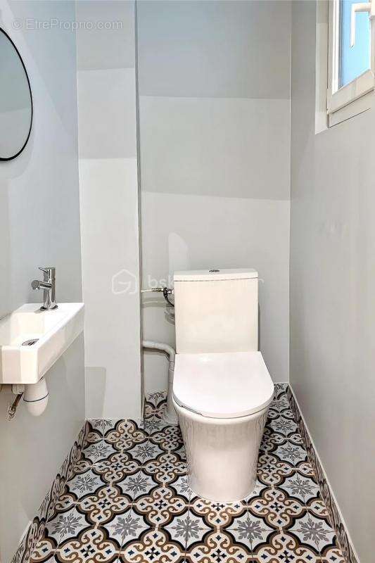 Appartement à PARIS-14E