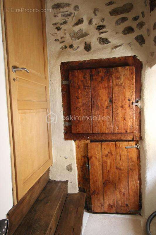 Maison à SAINT-JEAN-DU-BRUEL