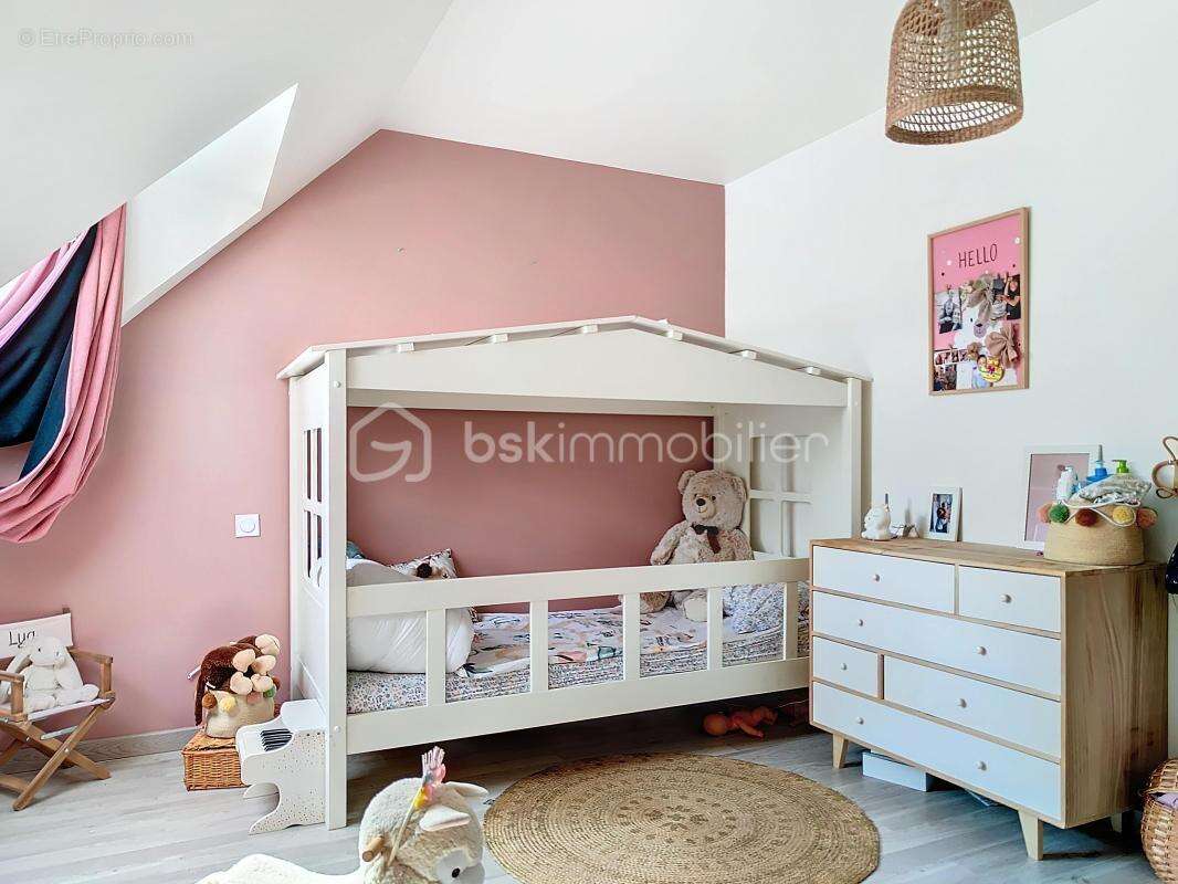 Maison à SAINT-ETIENNE-EN-COGLES