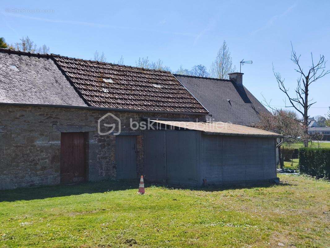 Maison à SAINT-BRICE-EN-COGLES