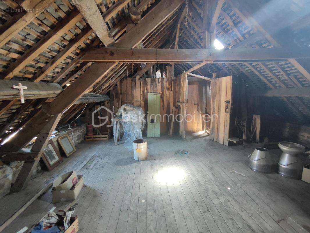 Maison à SAINT-BRICE-EN-COGLES