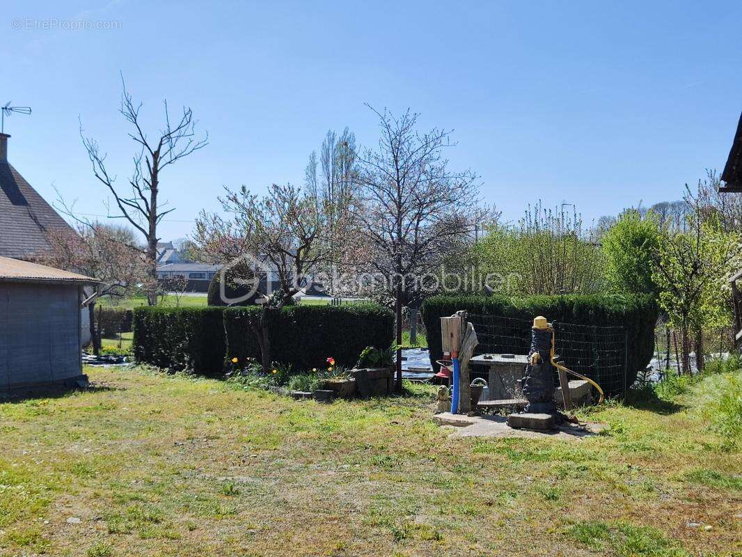 Maison à SAINT-BRICE-EN-COGLES