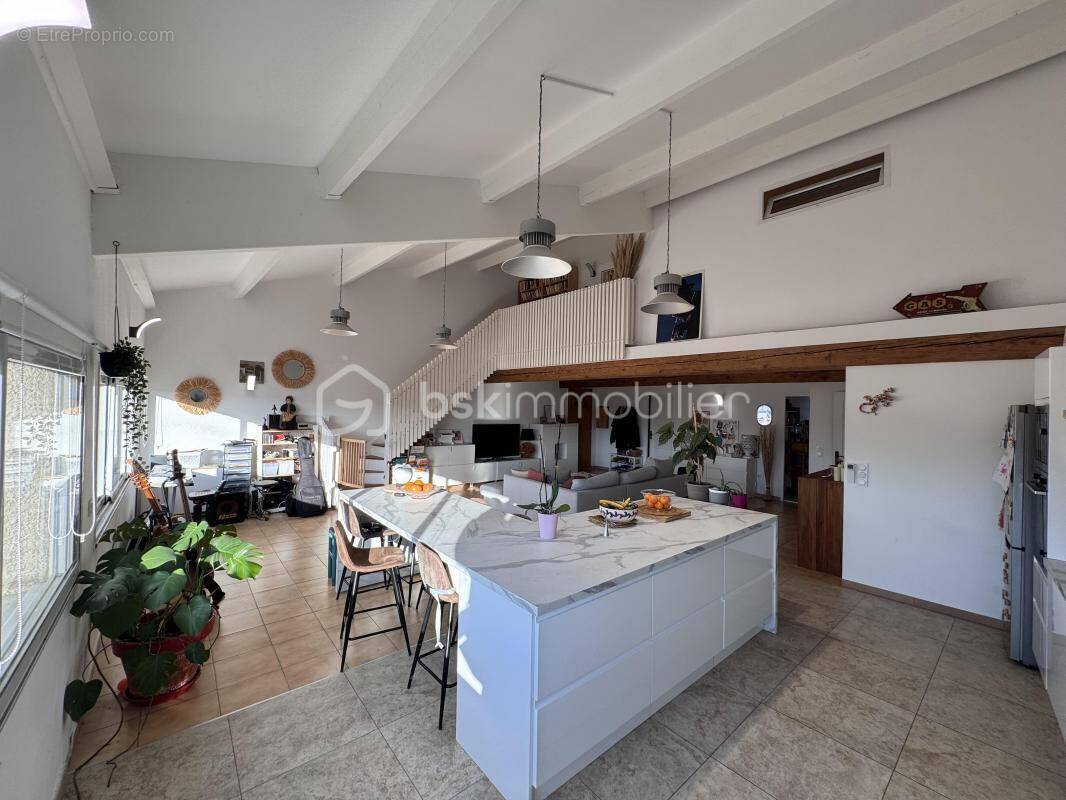 Appartement à FRONTIGNAN