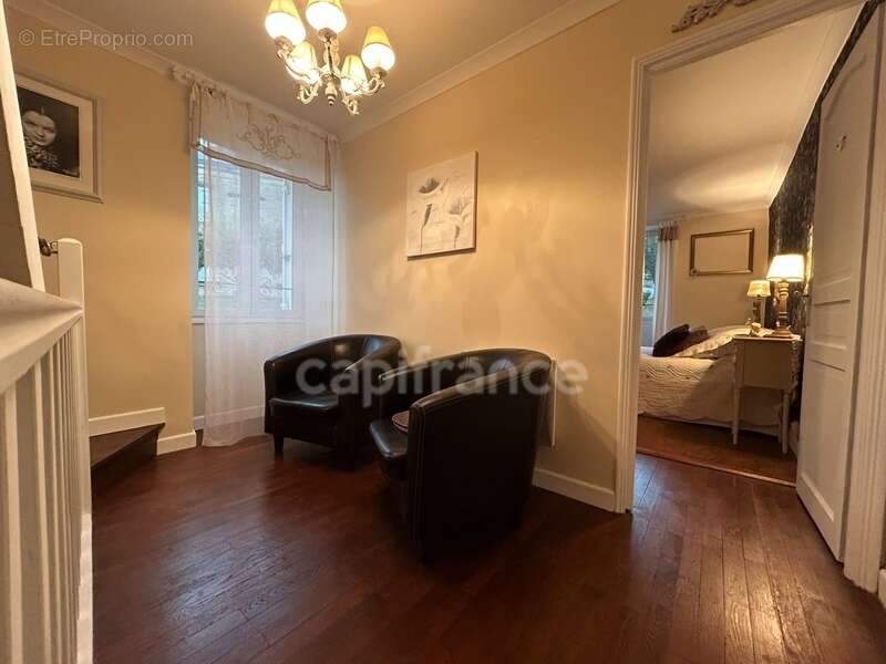 Maison à BADEFOLS-D&#039;ANS