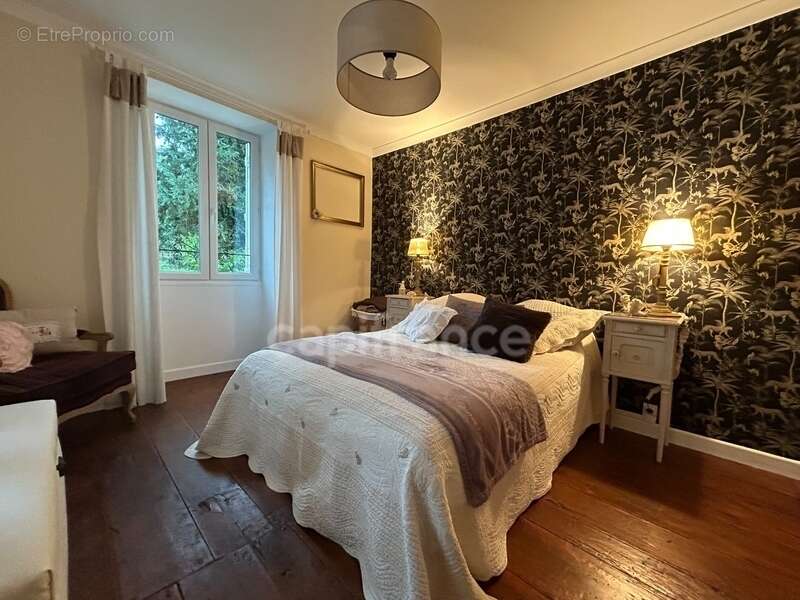 Maison à BADEFOLS-D&#039;ANS