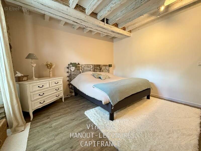 Maison à SOULAIRE-ET-BOURG