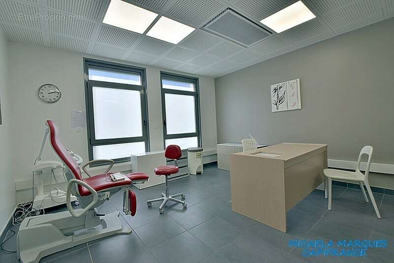 Commerce à BEAUREPAIRE