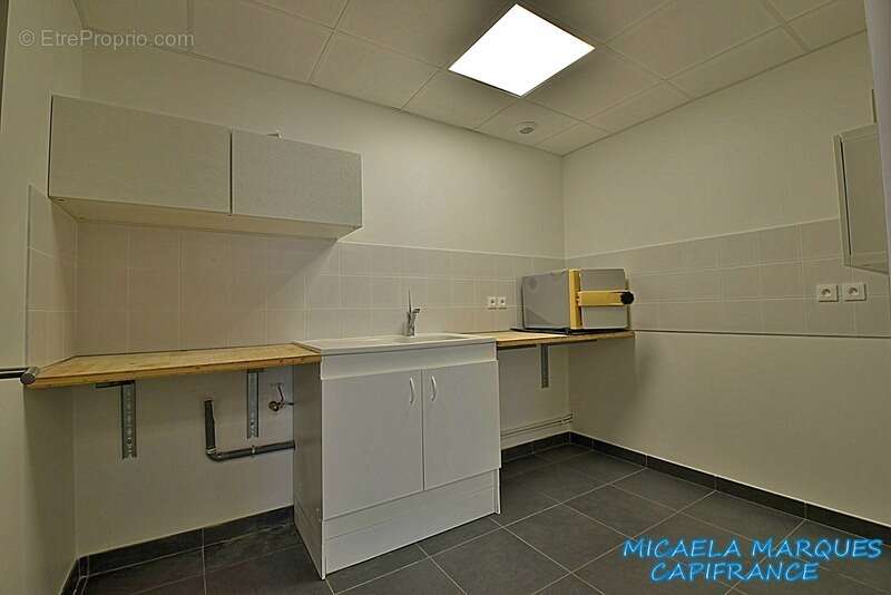 Commerce à BEAUREPAIRE