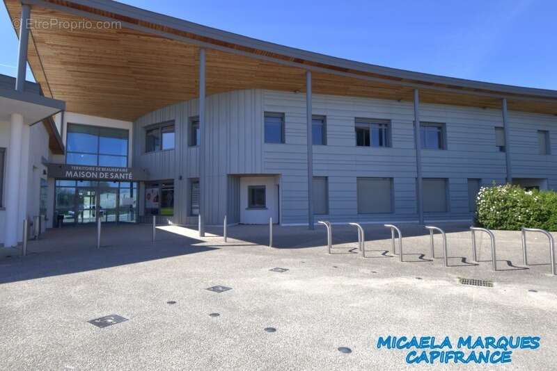 Commerce à BEAUREPAIRE