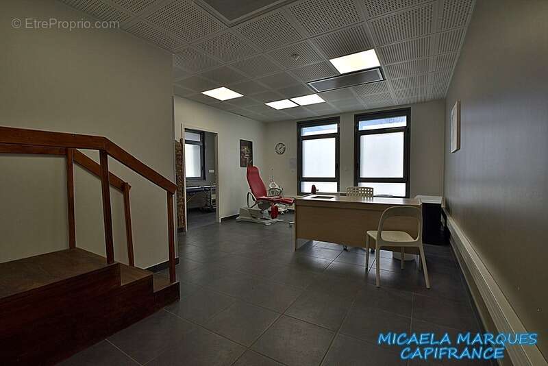 Commerce à BEAUREPAIRE