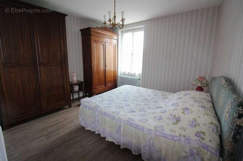 Maison à BRINON-SUR-BEUVRON