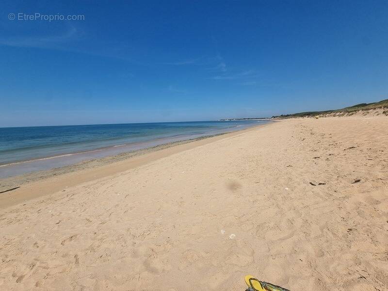 Terrain à SAINT-GEORGES-D&#039;OLERON