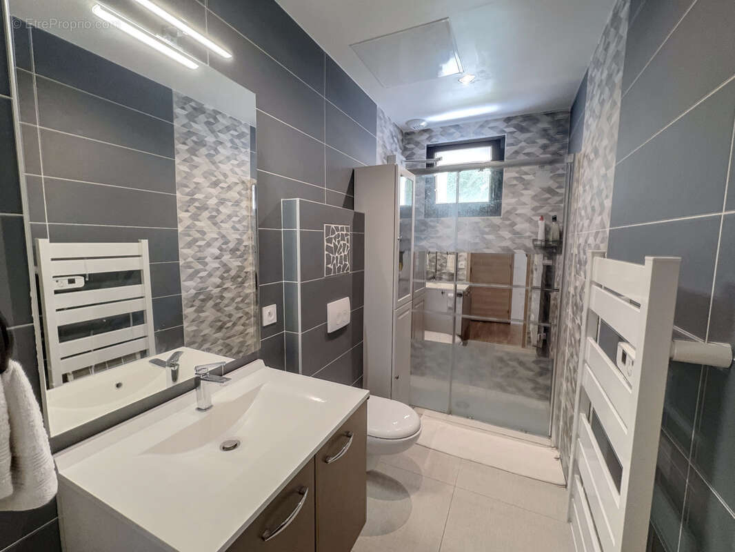 Appartement à AIX-LES-BAINS