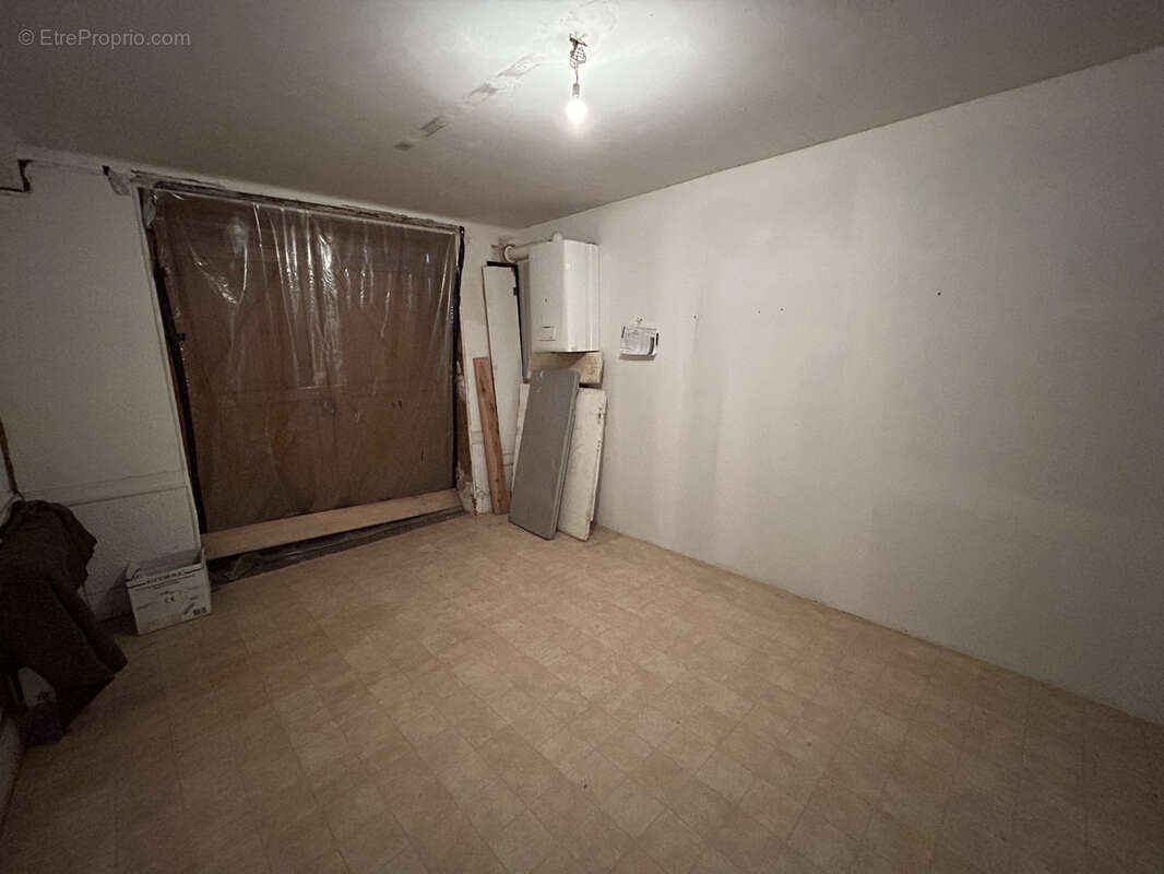 Maison à PUY-GUILLAUME