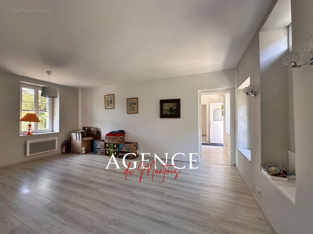 Maison à BRAY-SUR-SEINE