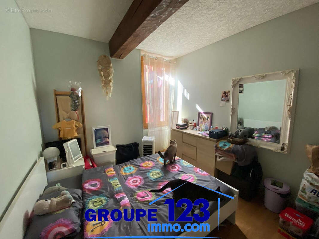 Appartement à LIGNY-LE-CHATEL