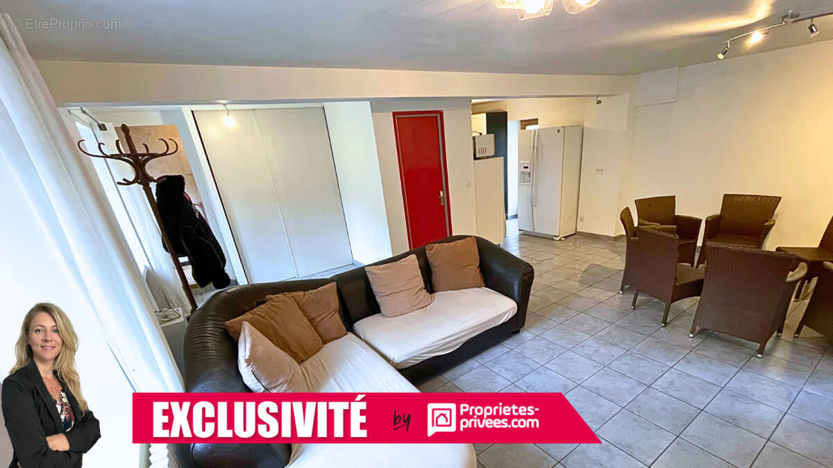 Maison à COURS-LA-VILLE