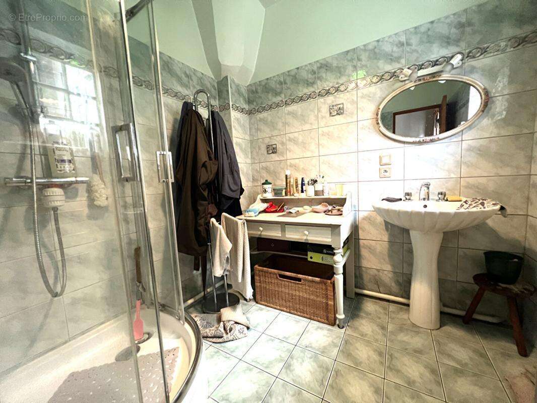 Maison à NEAUPHLE-LE-CHATEAU