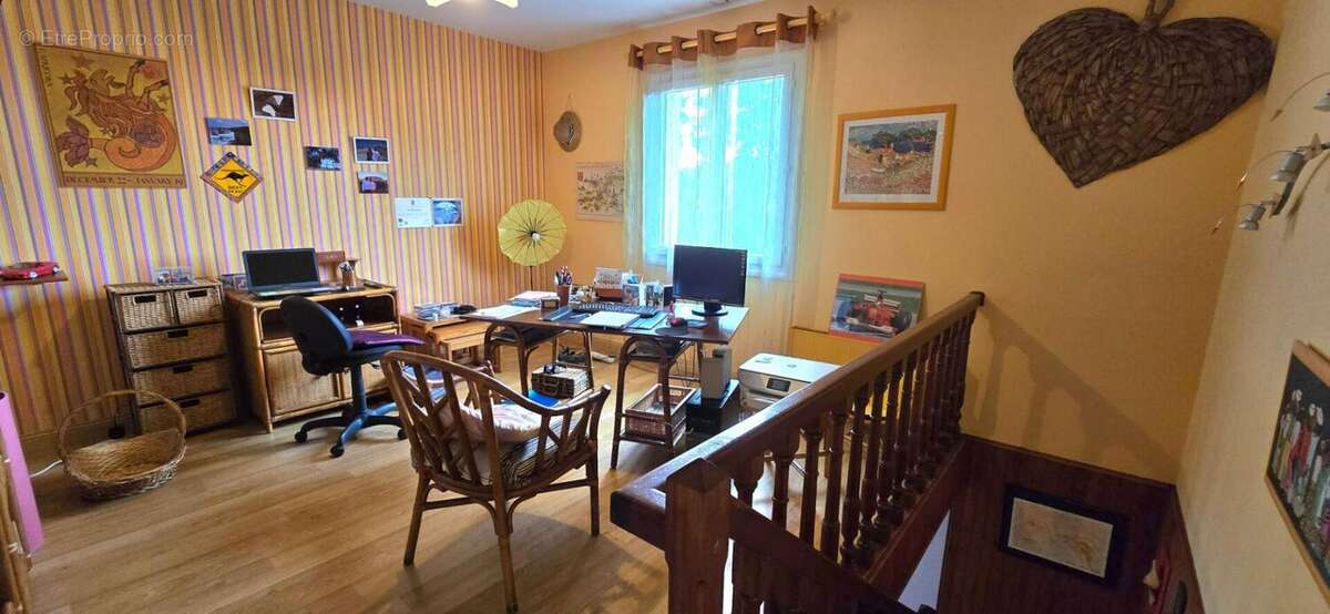 Maison à COULOUNIEIX-CHAMIERS