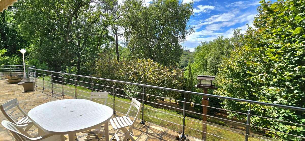 Maison à COULOUNIEIX-CHAMIERS