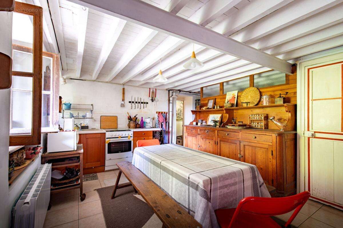 Maison à MONTALET-LE-BOIS