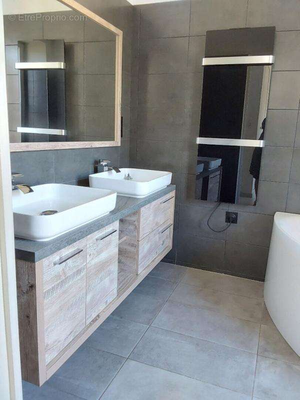 Maison à CARHAIX-PLOUGUER