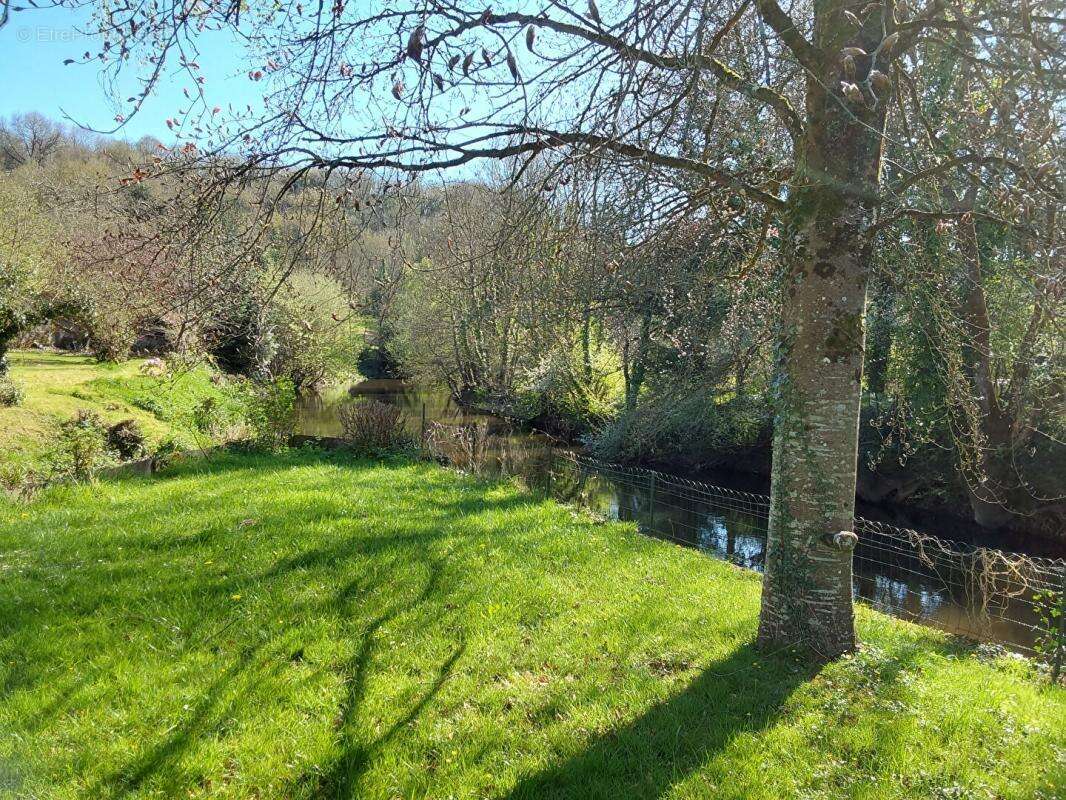 Maison à CARHAIX-PLOUGUER
