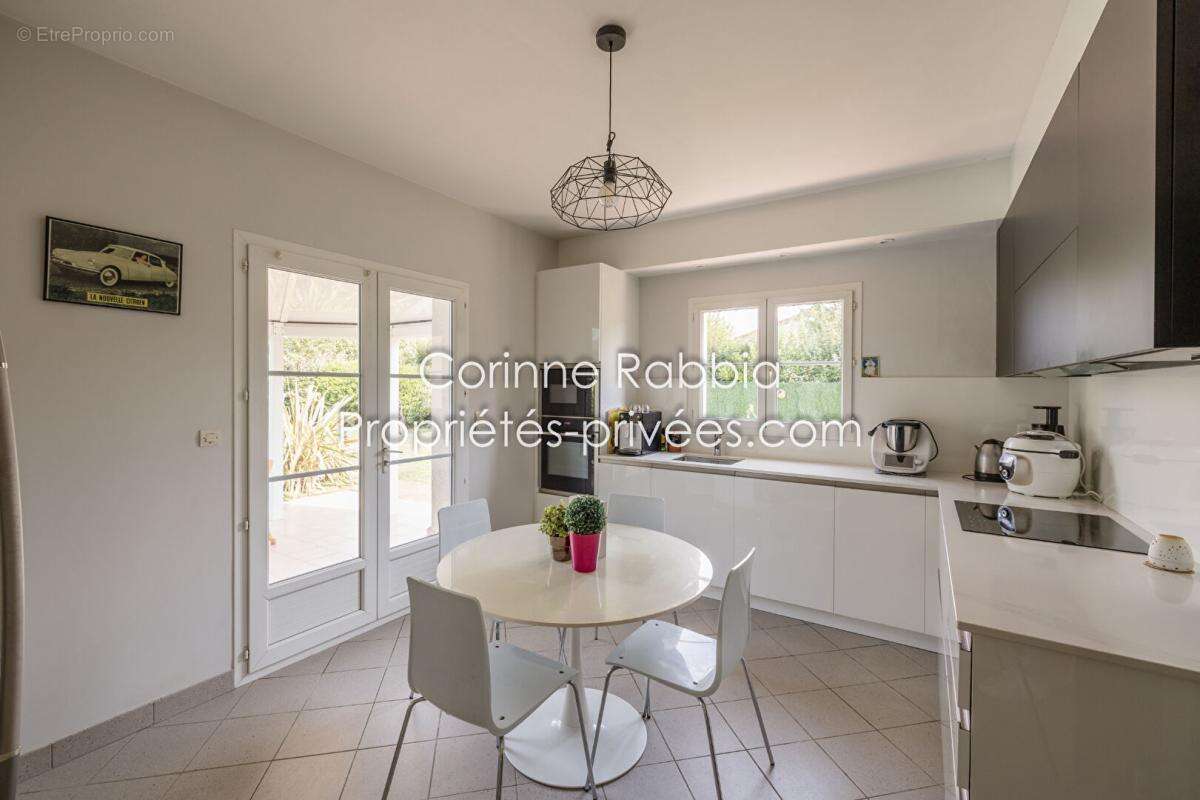 Maison à FENOUILLET