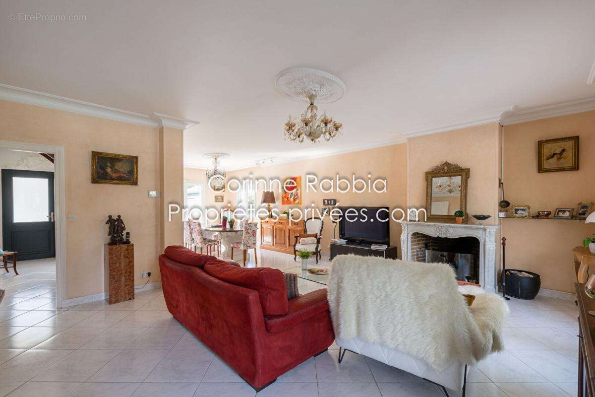 Maison à FENOUILLET