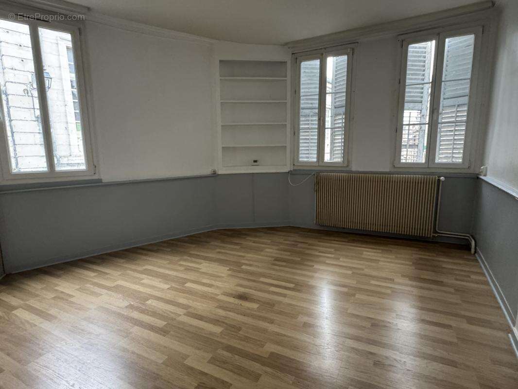 Appartement à BAUME-LES-DAMES