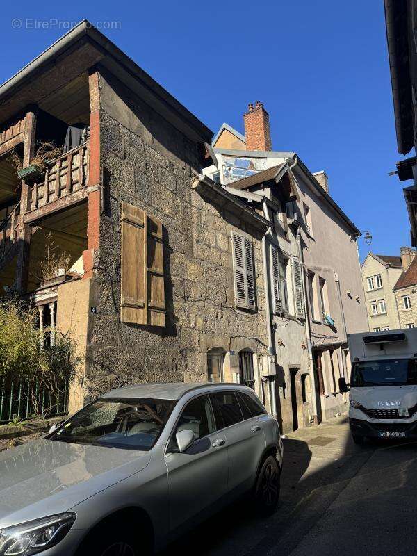 Appartement à BAUME-LES-DAMES