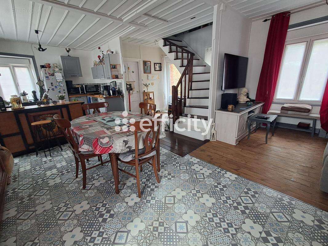 Maison à AURIAC-L'EGLISE