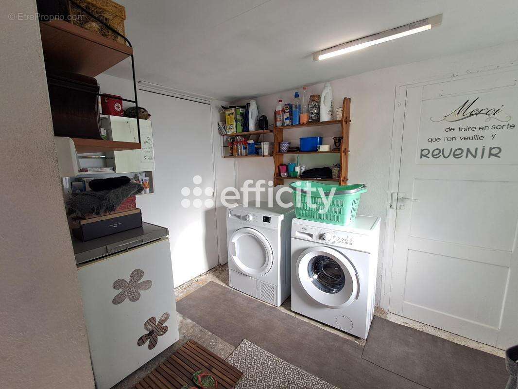 Maison à AURIAC-L'EGLISE