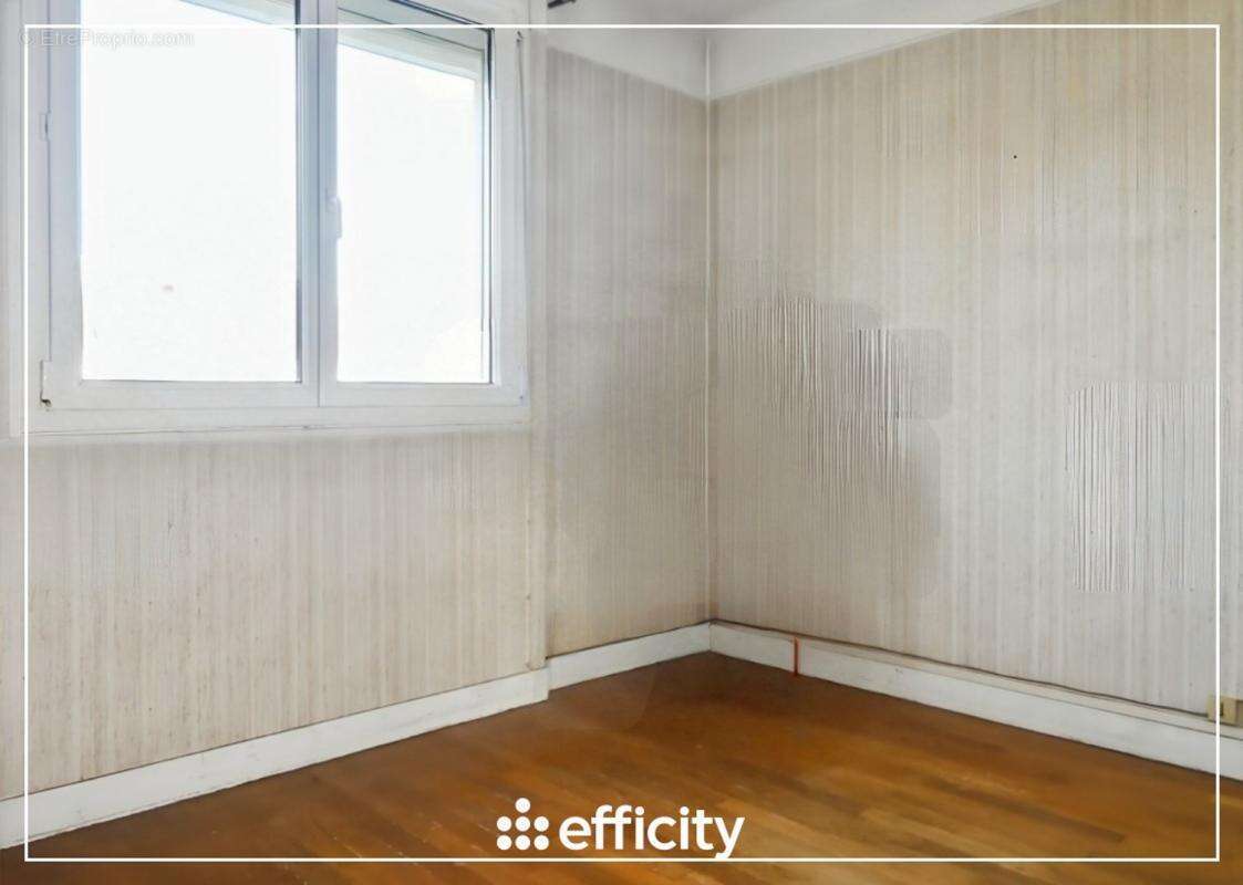 Maison à FONTENAY-TRESIGNY