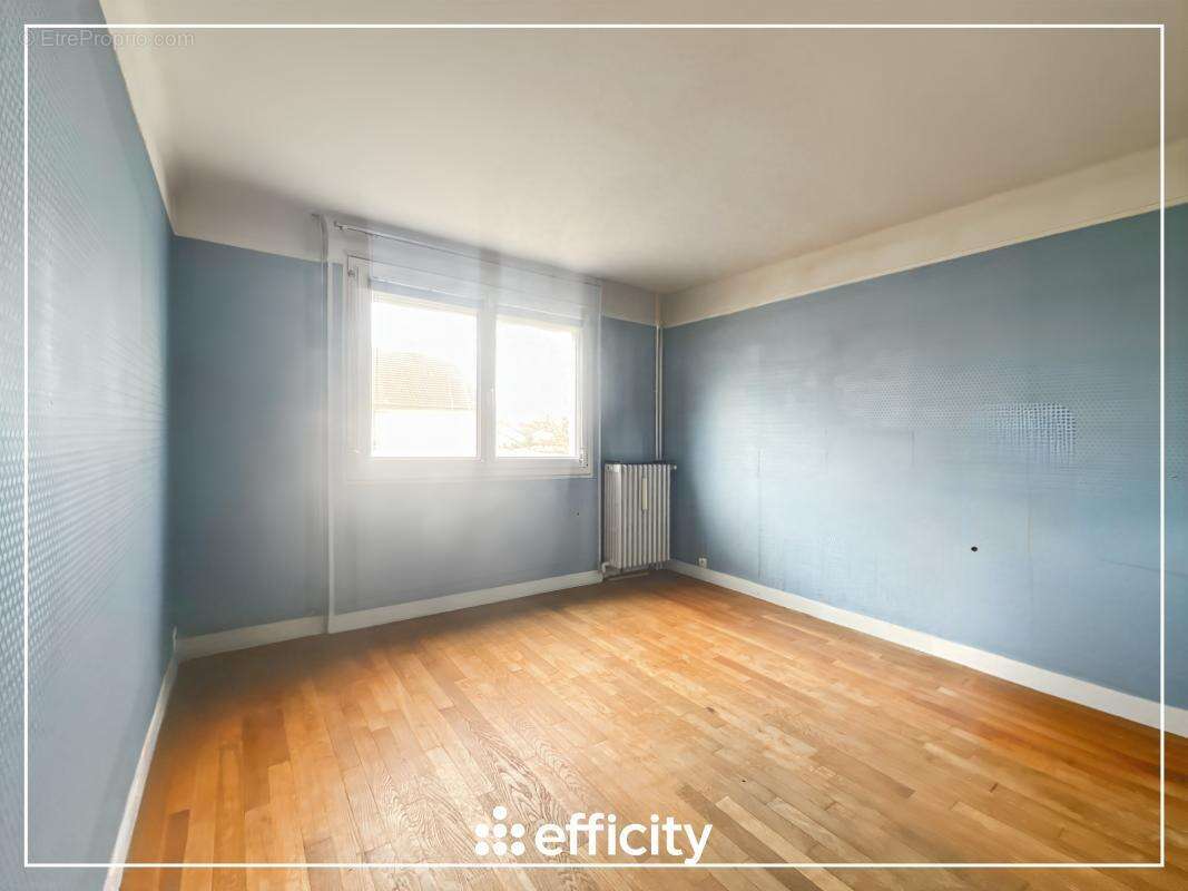 Maison à FONTENAY-TRESIGNY