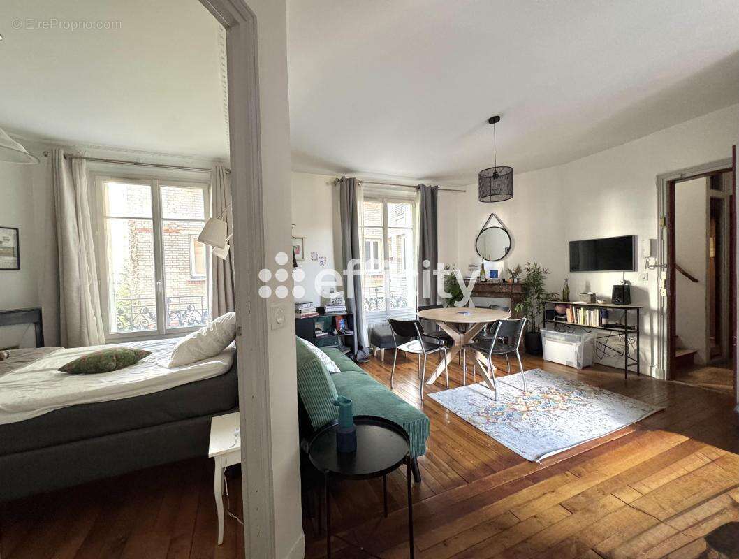 Appartement à PARIS-12E
