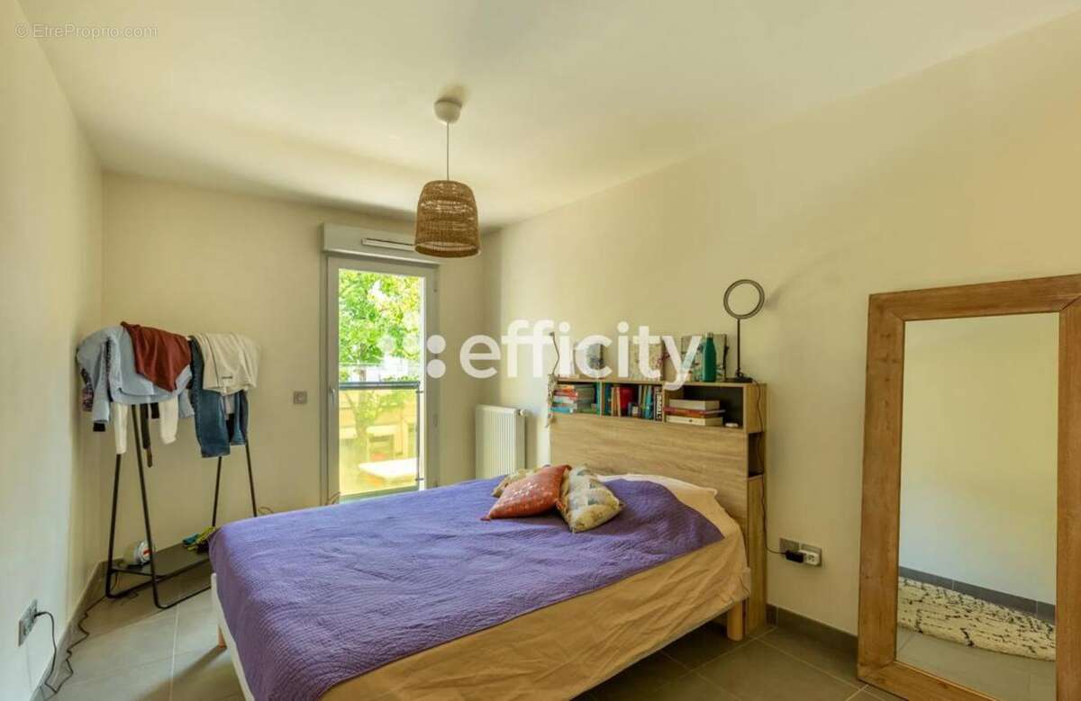 Appartement à LYON-9E