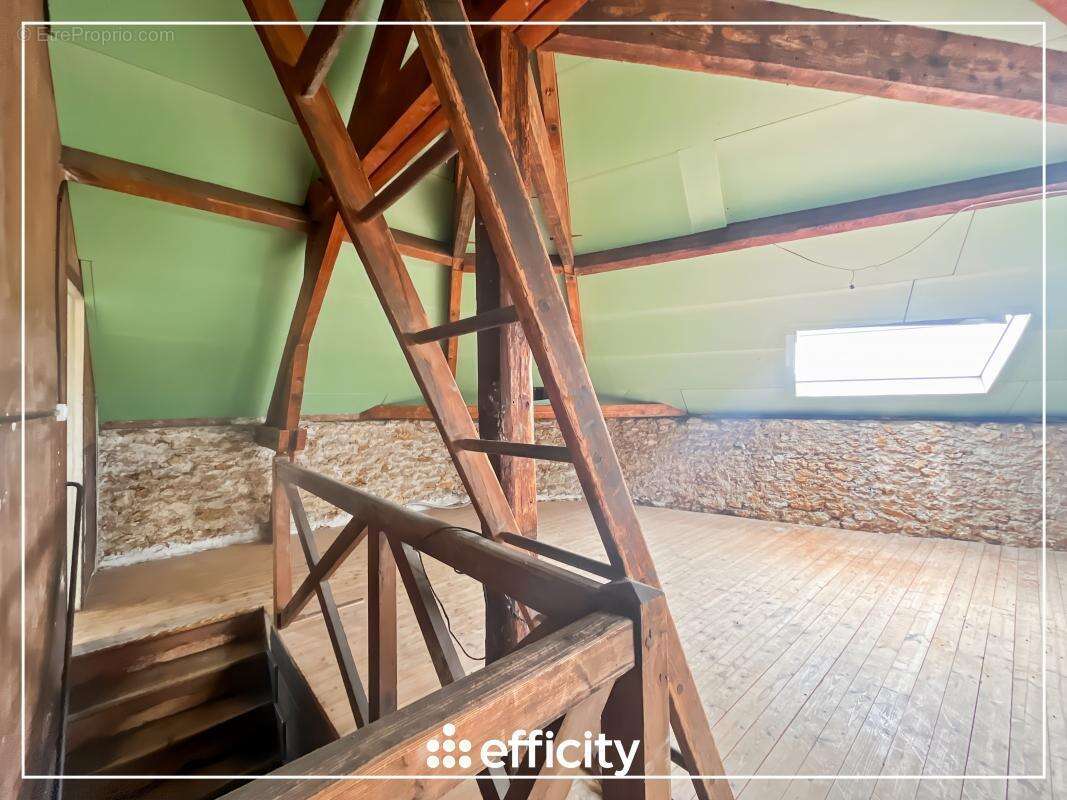 Maison à FONTENAY-TRESIGNY