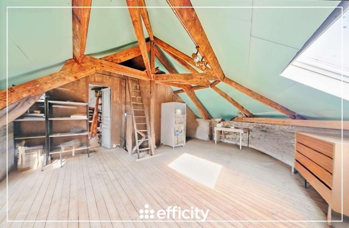 Maison à FONTENAY-TRESIGNY