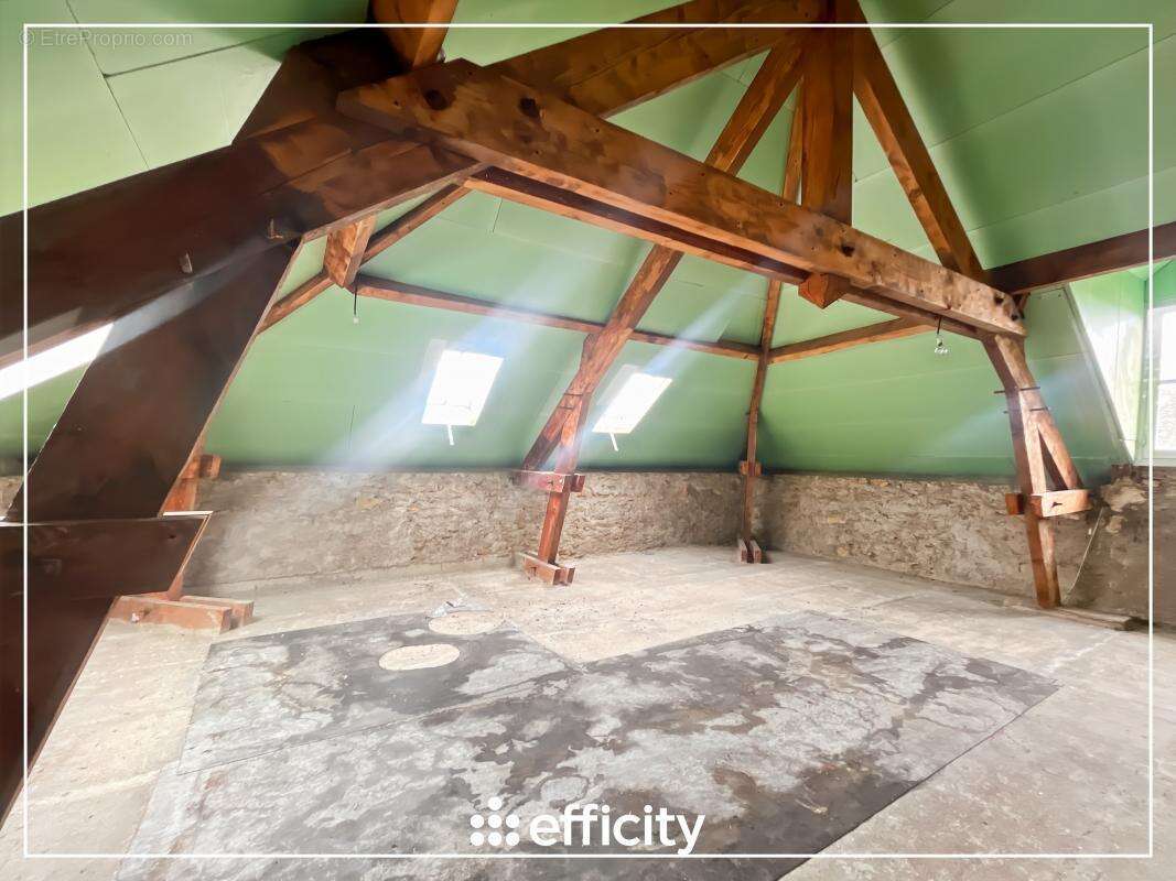 Maison à FONTENAY-TRESIGNY